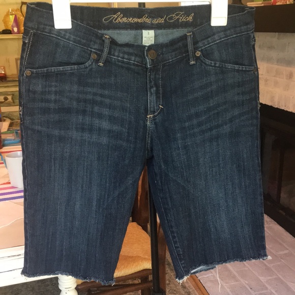 Abercrombie & Fitch Pants - Abercrombie, Sz 8, Bermuda denim shorts